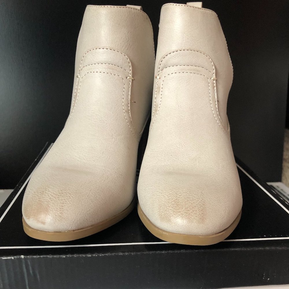 Qupid Posh Burnished Toe Western Booties